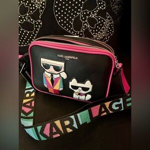 KARL LAGERFELD PARIS Black /Pink MULTI COMBO MAYBELLE CAMERA CROSSBODY
